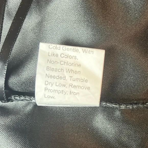 Faux leather tube top - Picture 8 of 8